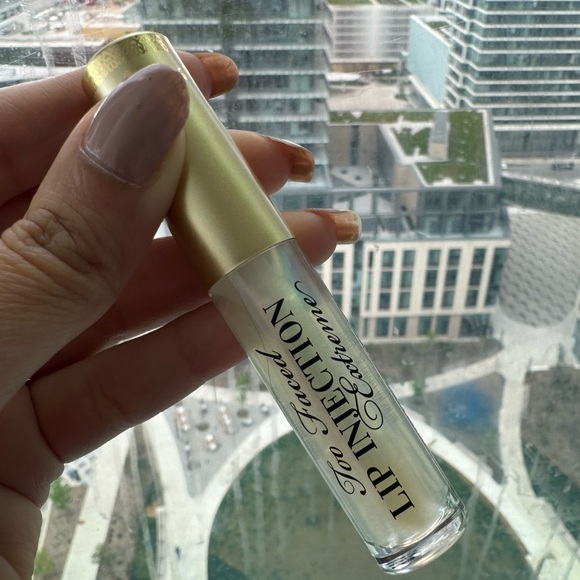 Too Faced Lip Injection ( Original Clear ) - Picture 3 of 4